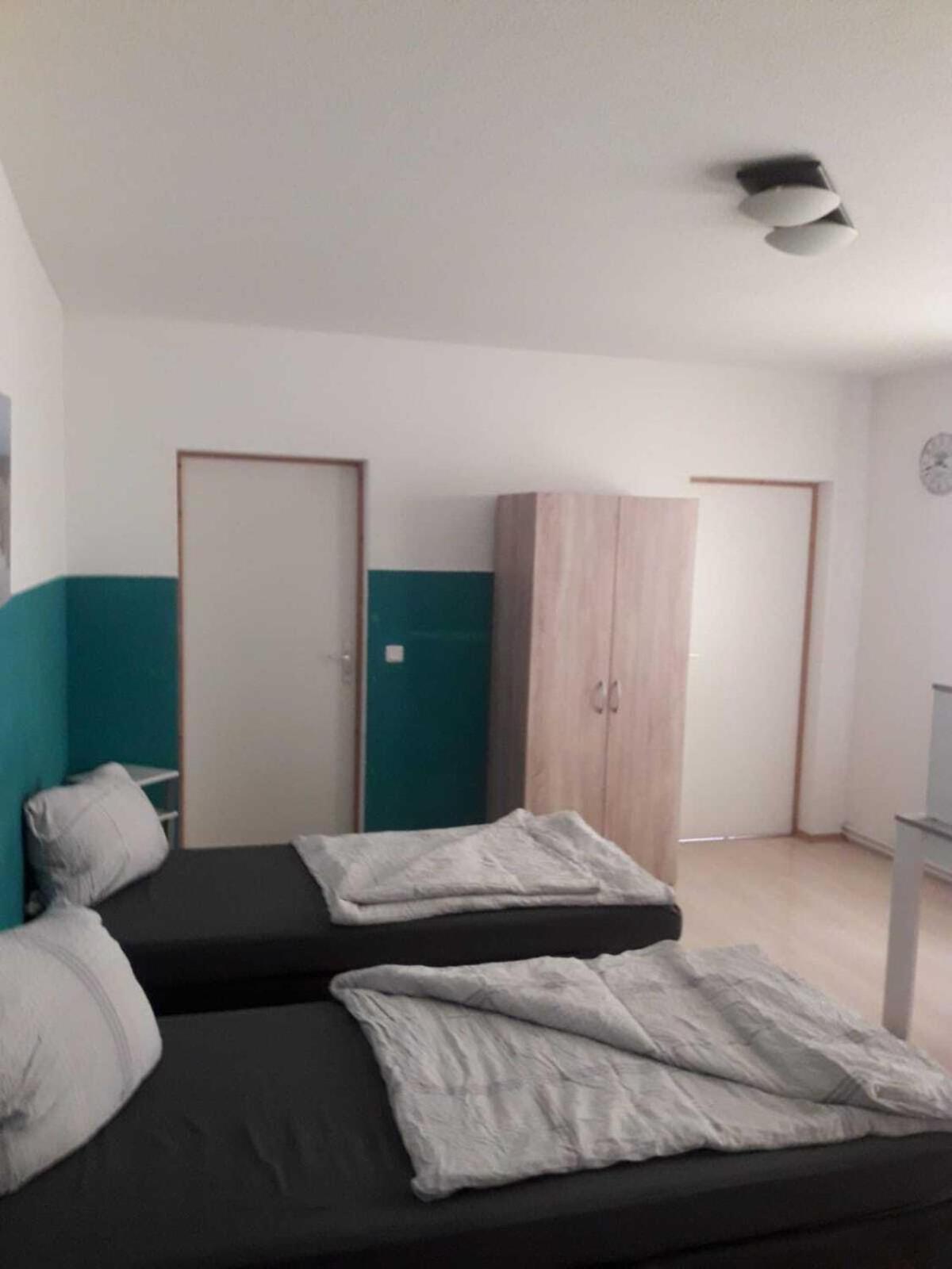 Hostel Im Medizinerviertel Halle  Szoba fotó